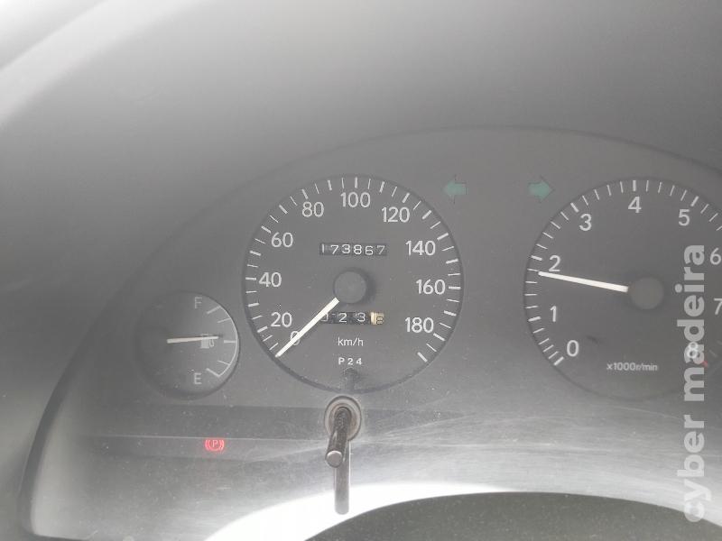 TOYOTA STARLET IV HATCHBACK (P80) 1.3 Gasolina