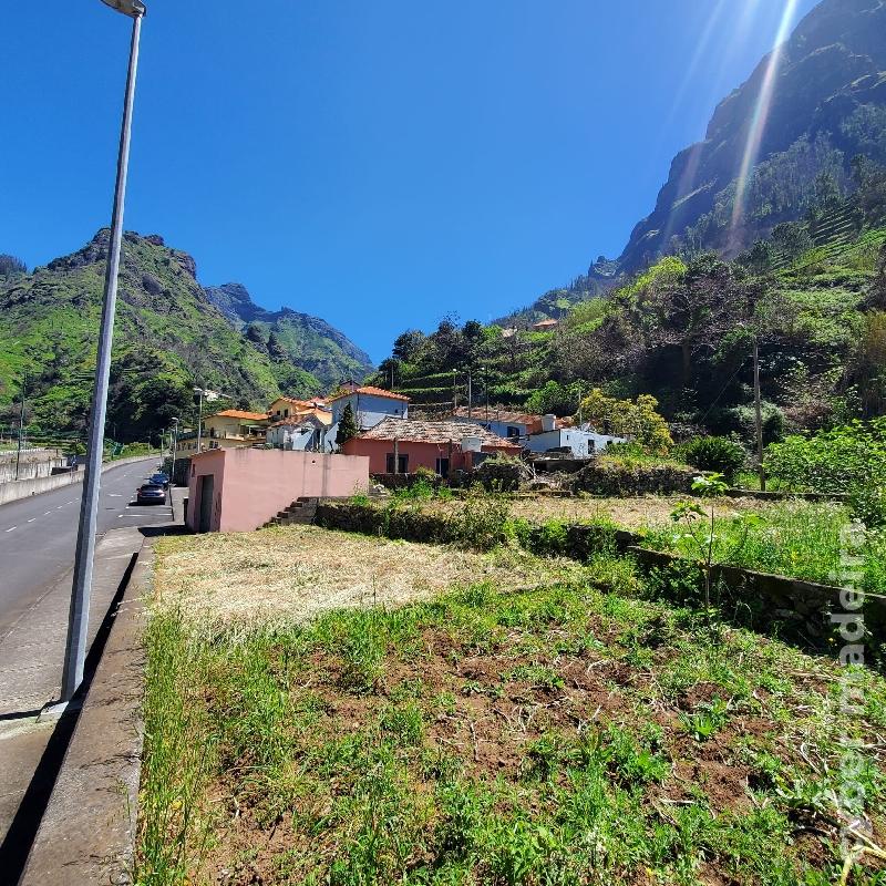 Moradia T2 para Venda