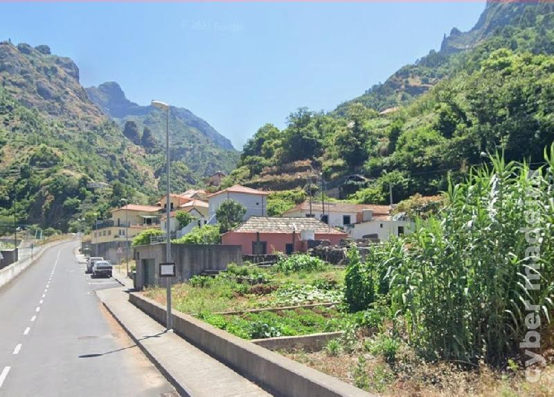 Moradia T2 para Venda