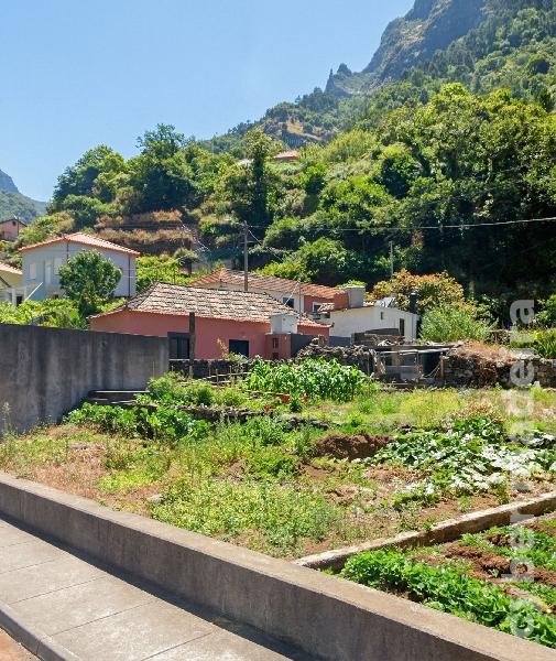 Moradia T2 para Venda