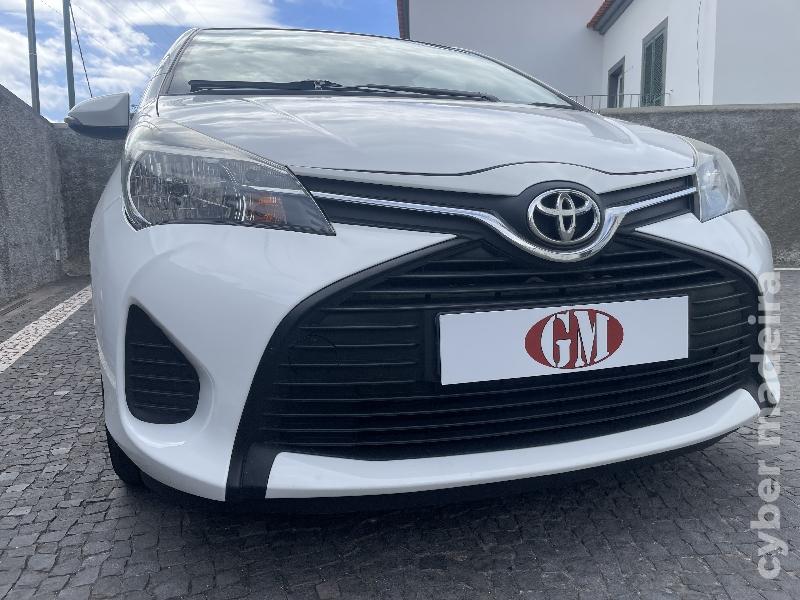TOYOTA YARIS 1.4 D4D 90cv ACTIVE Gasóleo