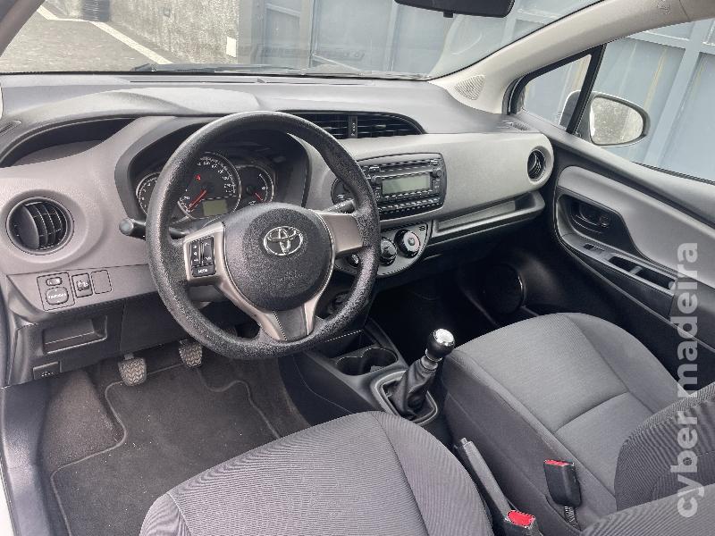 TOYOTA YARIS 1.4 D4D 90cv ACTIVE Gasóleo