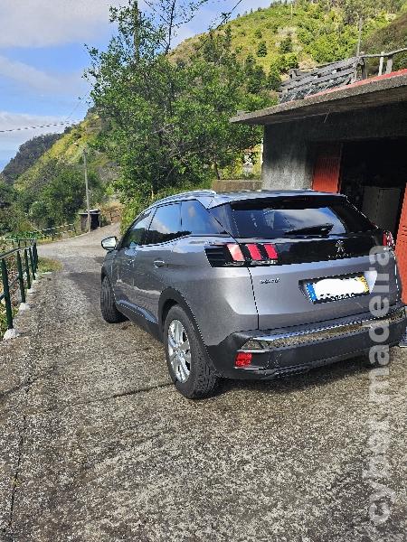 PEUGEOT 3008 1.5 Gasóleo