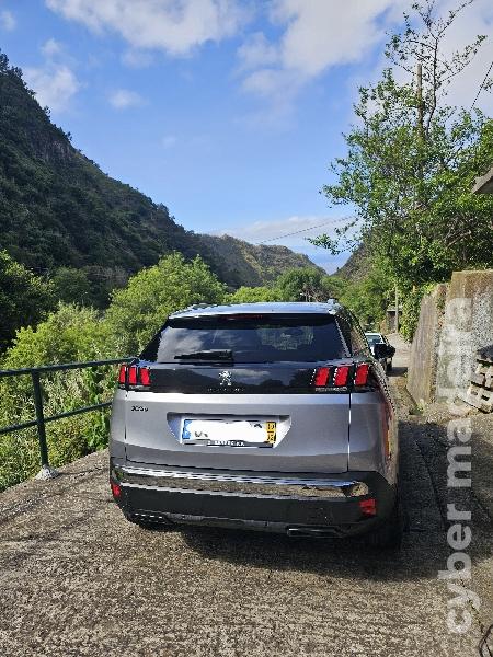 PEUGEOT 3008 1.5 Gasóleo