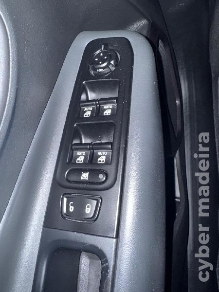 JEEP RENEGADE 1.3 T-GDI 4Xe AUTO LIMITED Híbrido