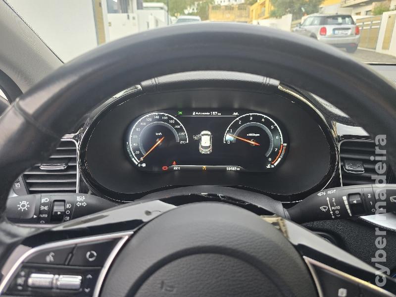 KIA CEED TECH 1.4T-GDI 140CV Manual (teto de abrir panorâmico) Gasolina