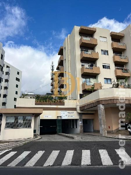 Garagem, estacionamento Outros para Venda
