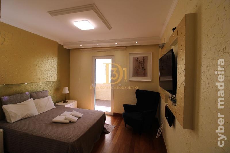 Apartamento T4 para Arrendamento