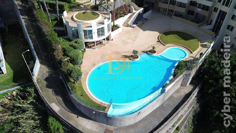 Apartamento T4 para Arrendamento