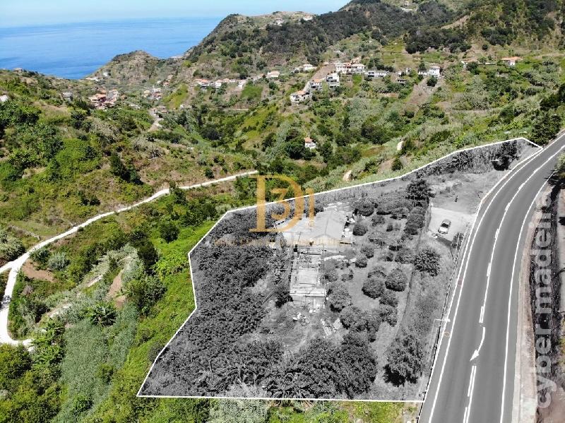 Terreno T2 para Venda