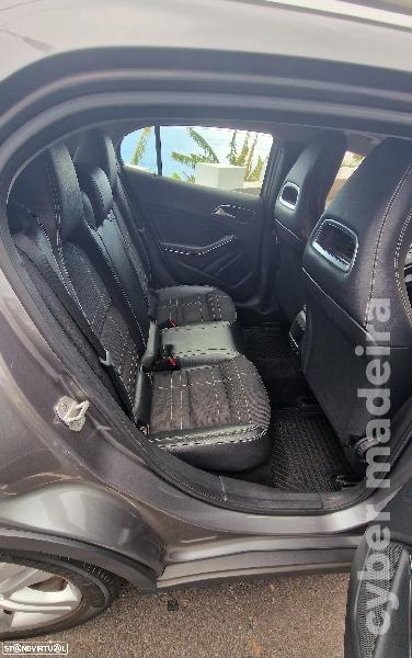 MERCEDES GLA 220 4MATIC Gasóleo