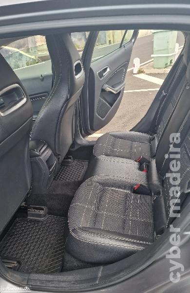 MERCEDES GLA 220 4MATIC Gasóleo