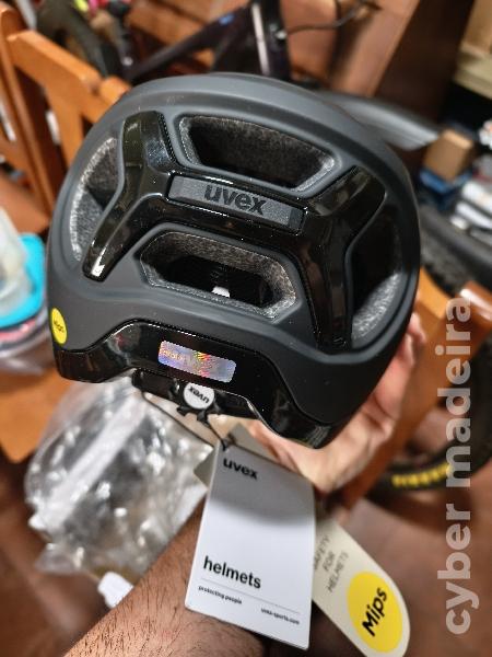 Unik Capacete UVEX S