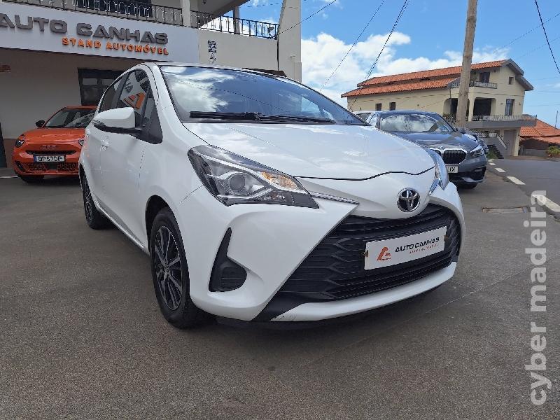 TOYOTA YARIS comfort plus Gasolina