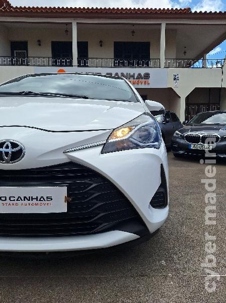 TOYOTA YARIS comfort plus Gasolina