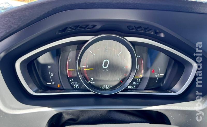VOLVO V40 D4 2.0 R Desing Gasóleo