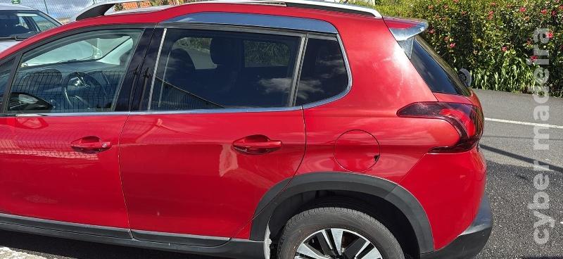 PEUGEOT 2008 1.5 blue HDi Gasóleo