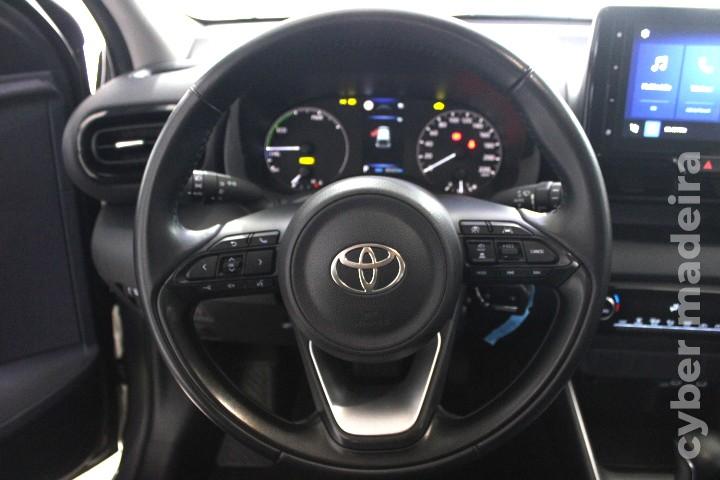 TOYOTA YARIS 1.5 HDF COMFORT HÍBRIDO/GASOLINA Híbrido