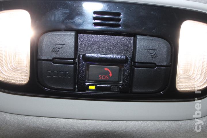 TOYOTA YARIS 1.5 HDF COMFORT HÍBRIDO/GASOLINA Híbrido
