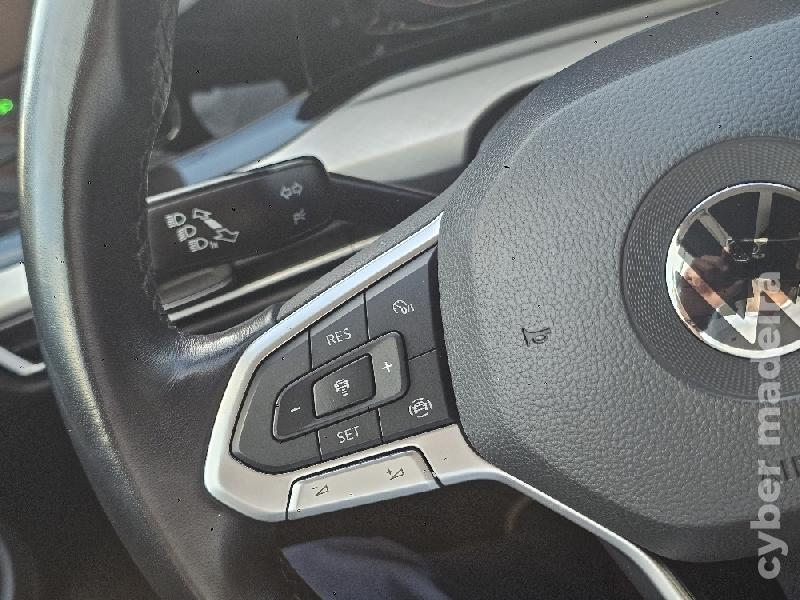 VOLKSWAGEN GOLF Golf VIII TSI Life 5p 110cv 2023 Gasolina