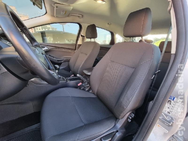 FORD FOCUS Focus 1.5 TDCi Titanium 5p 120Cv Cx.6 Nacional Gasóleo