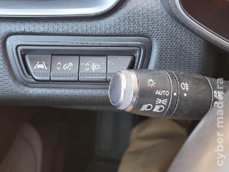 RENAULT CLIO Clio 1.0 TCe Techno 92cv 5p Cx.6 Gasolina