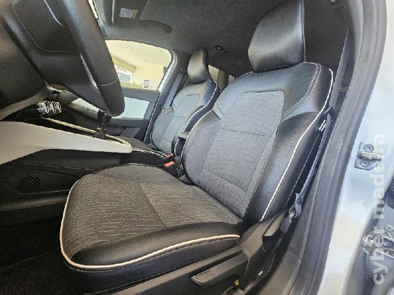 RENAULT CLIO Clio 1.0 TCe Techno 92cv 5p Cx.6 Gasolina