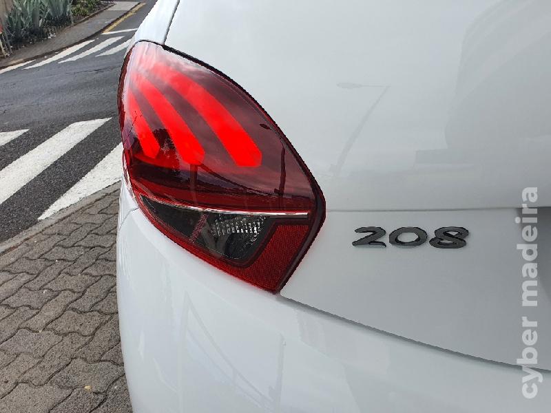 PEUGEOT 208 1.2T 110CV 5P Style Plus Cx.6 AC 2018 Gasolina
