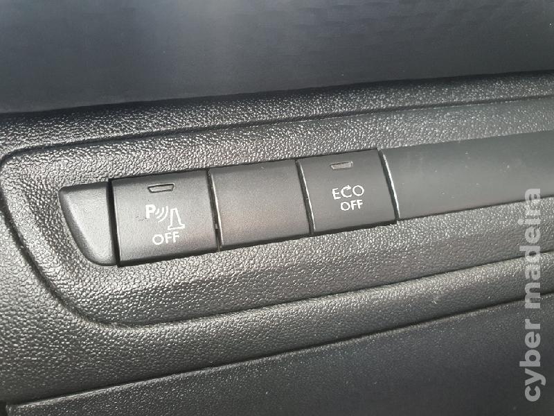PEUGEOT 208 1.2T 110CV 5P Style Plus Cx.6 AC 2018 Gasolina