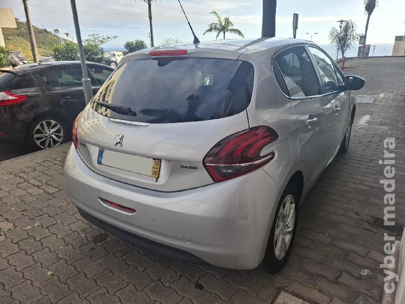 PEUGEOT 208 1.6 Blue HDI Gasóleo
