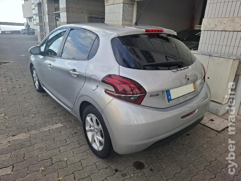 PEUGEOT 208 1.6 Blue HDI Gasóleo