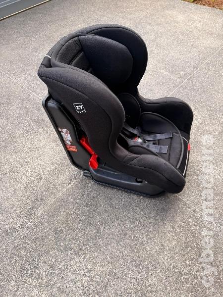 Parque Bebé Zippy Next2Me Cadeira Bebé Auto Zippy Carrinho Bebé BeCool TV Philips 32"
