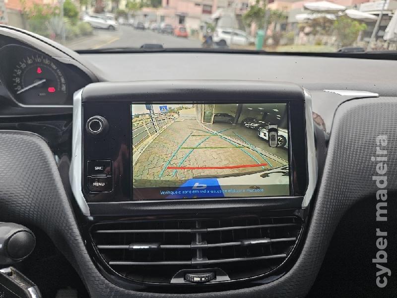 PEUGEOT 2008 1.2 82CV SUV STYLE 2018 C/CAM Gasolina
