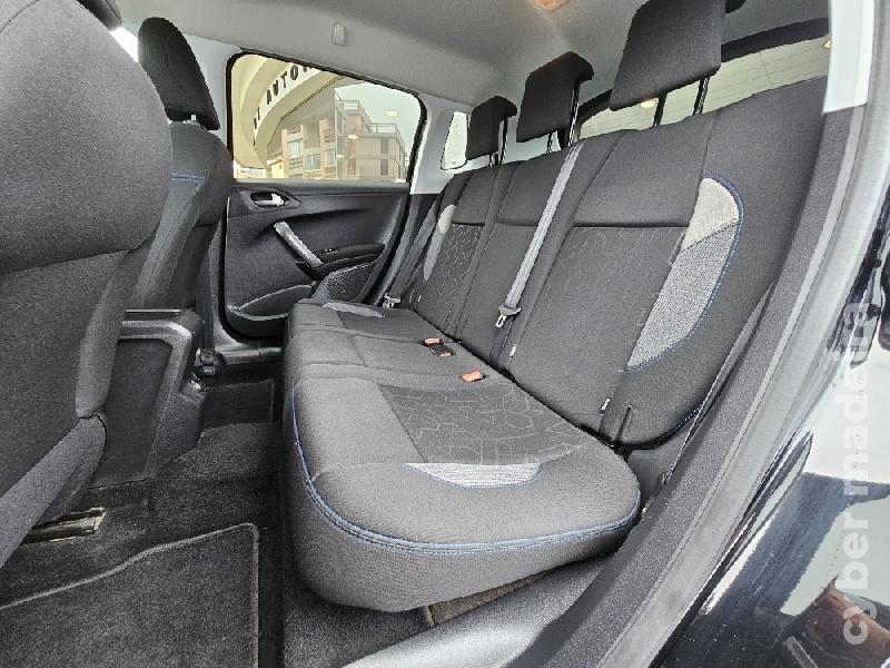PEUGEOT 2008 1.2 82CV SUV STYLE 2018 C/CAM Gasolina