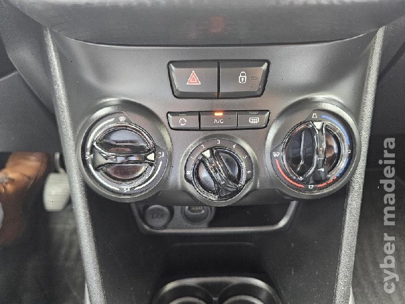 PEUGEOT 2008 1.2 82CV SUV STYLE 2018 C/CAM Gasolina