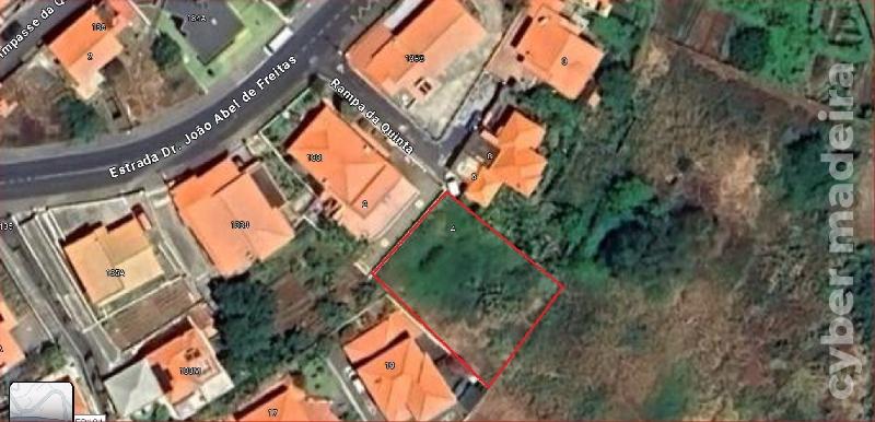 Terreno T3 para Venda