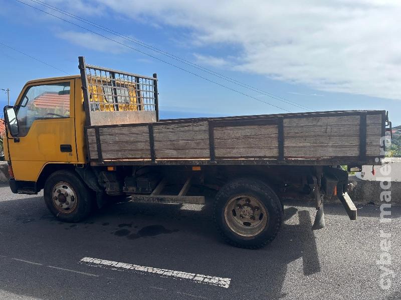 MITSUBISHI CANTER 3.3 Gasóleo