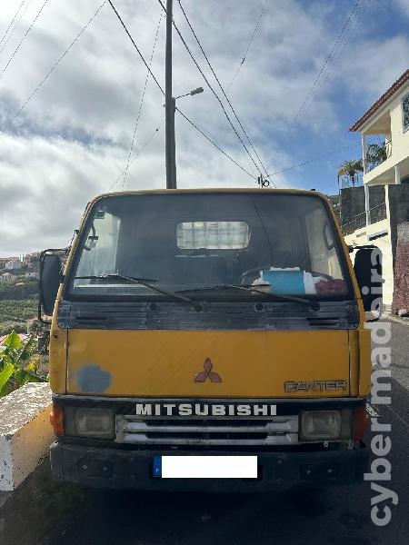 MITSUBISHI CANTER 3.3 Gasóleo