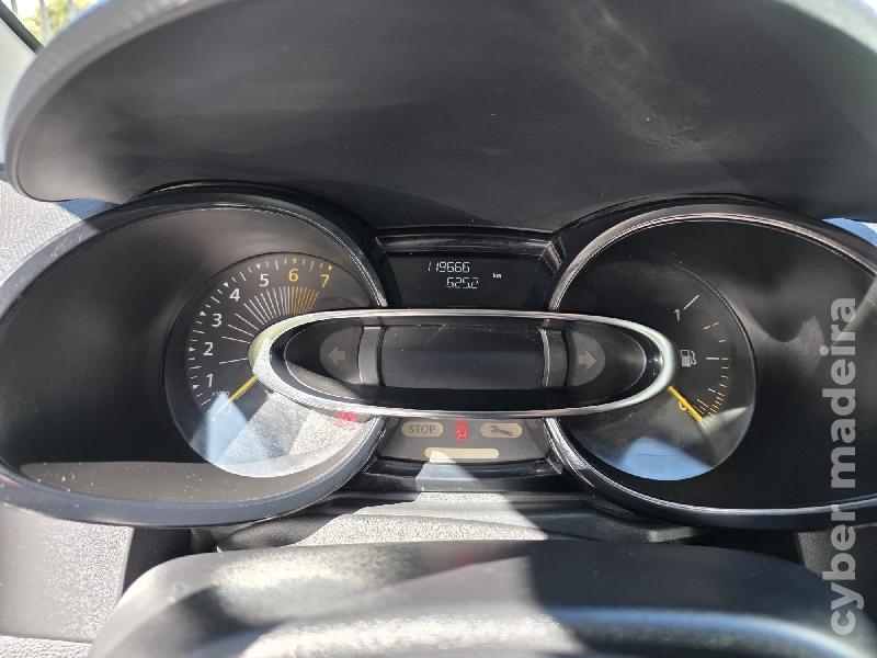 RENAULT CLIO IV 1.2CC C/GARANTIA Gasolina