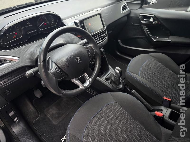 PEUGEOT 208 STYLE 1.2CC C/GARANTIA Gasolina