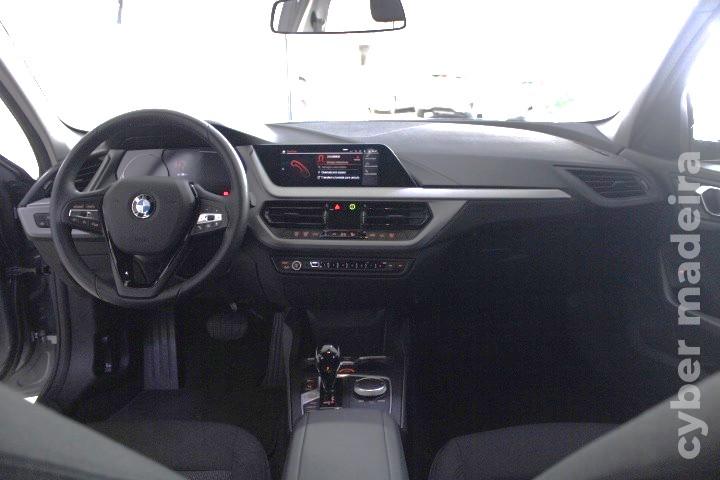 BMW Serie 1 116D Corporate Edition Caixa Automática Gasóleo
