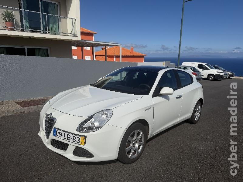 ALFA ROMEO GIULIETTA Com extras Gasóleo