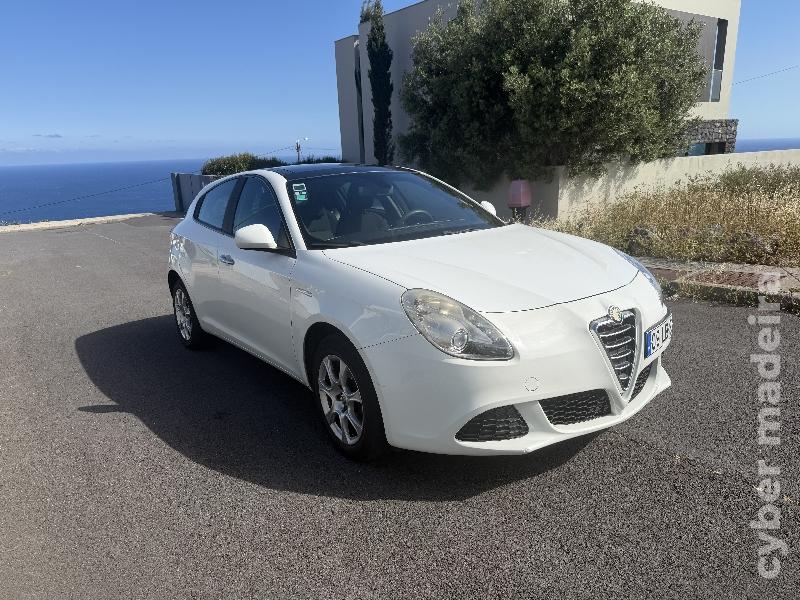 ALFA ROMEO GIULIETTA Com extras Gasóleo