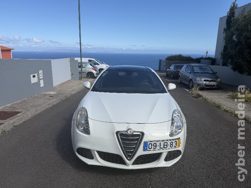 ALFA ROMEO GIULIETTA Com extras Gasóleo
