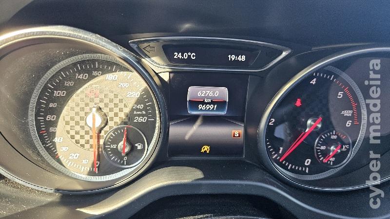 MERCEDES A A180 d Urban Gasóleo