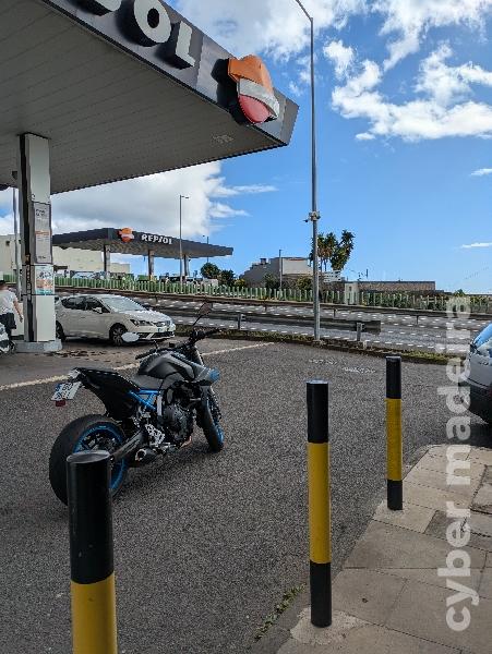 Suzuki 8S 800 cc Sport, turismo