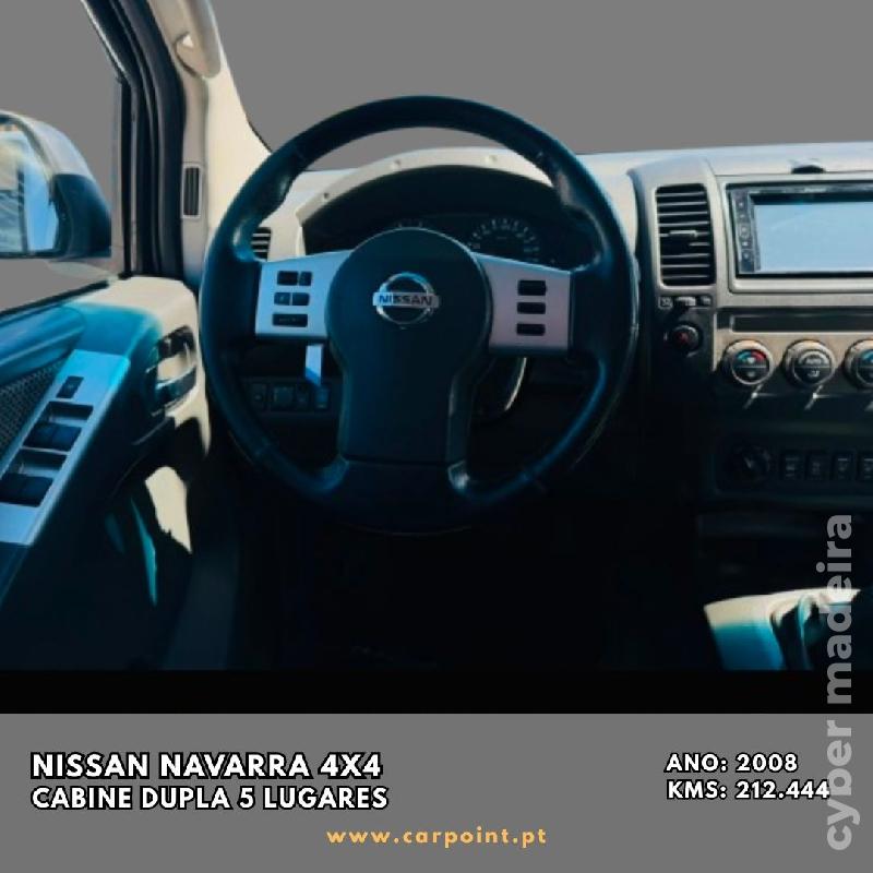 NISSAN NAVARRA 4X4 Cabine Dupla 5 lugares Gasóleo