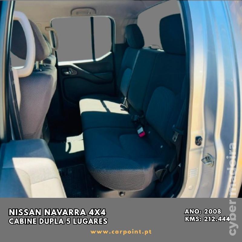 NISSAN NAVARRA 4X4 Cabine Dupla 5 lugares Gasóleo