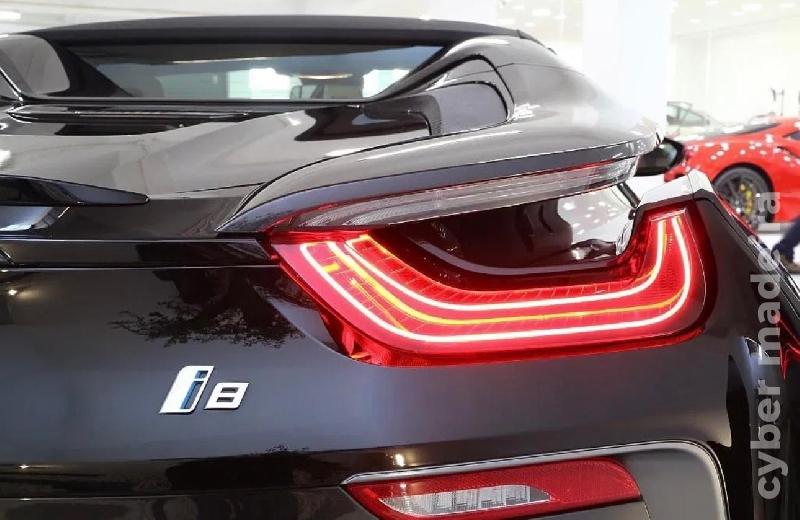 BMW I8 Roadster Híbrido