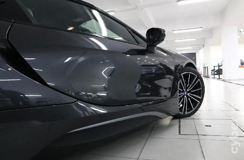 BMW I8 Roadster Híbrido